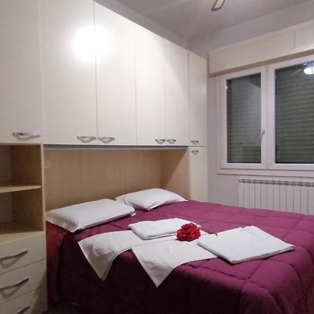 Villa Glori Affitto Camere Monolocali Carpi Kültér fotó